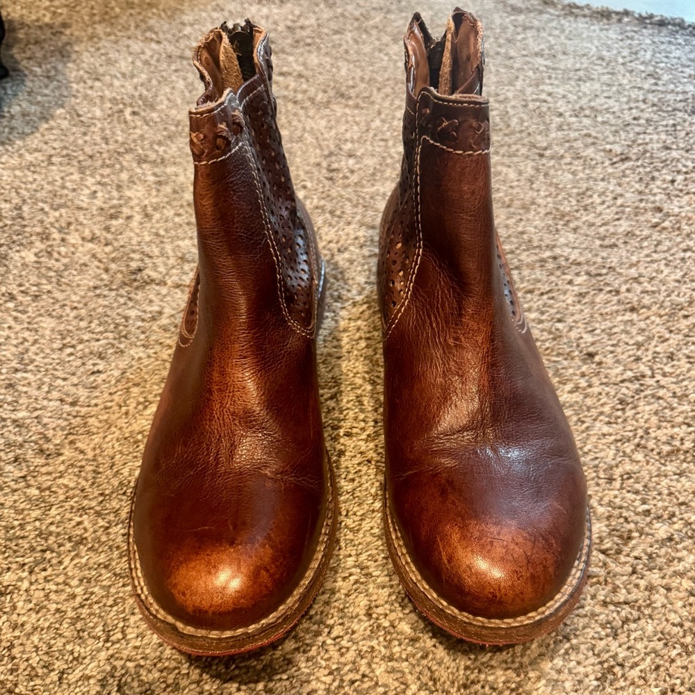 Women’s leather BED STU Boots